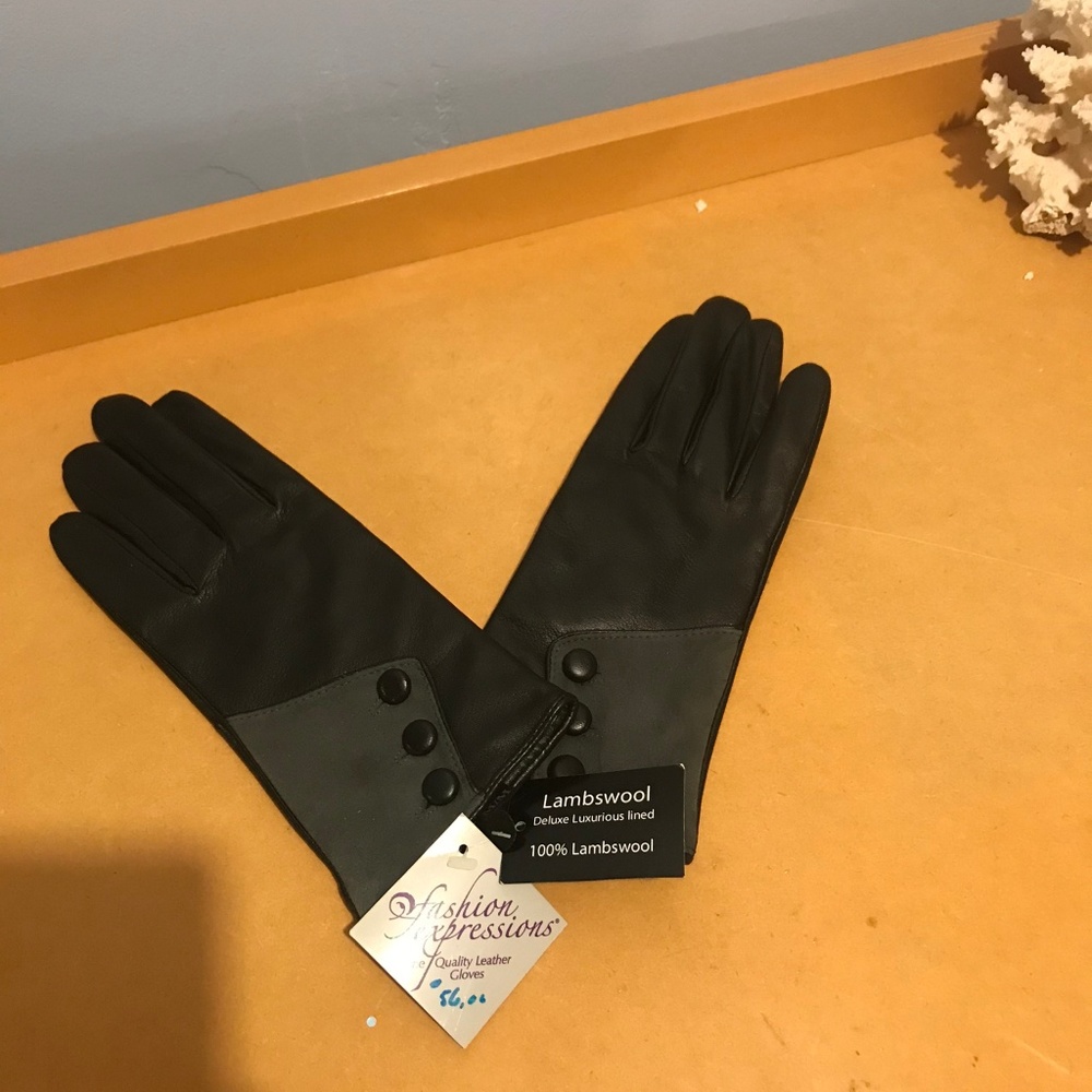 Fashion Expressions Womens Black Lambswool Gloves